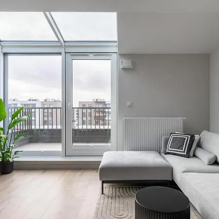 Na Herbu Oksza 18 * وارسو